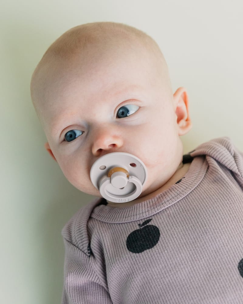 BIBS Smokk Colour Round – Rund, Naturgummi