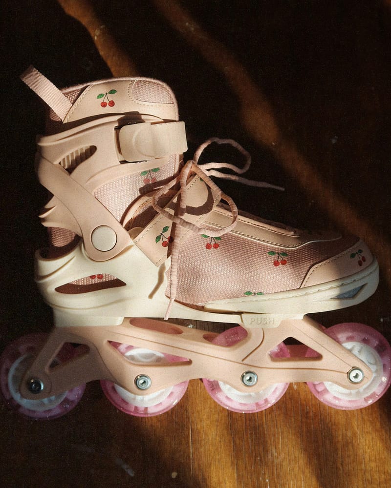Rulleskøyter Barn m/ Lys i hjulene - 6 Justerbare Størrelser | Light Up Roller Skates