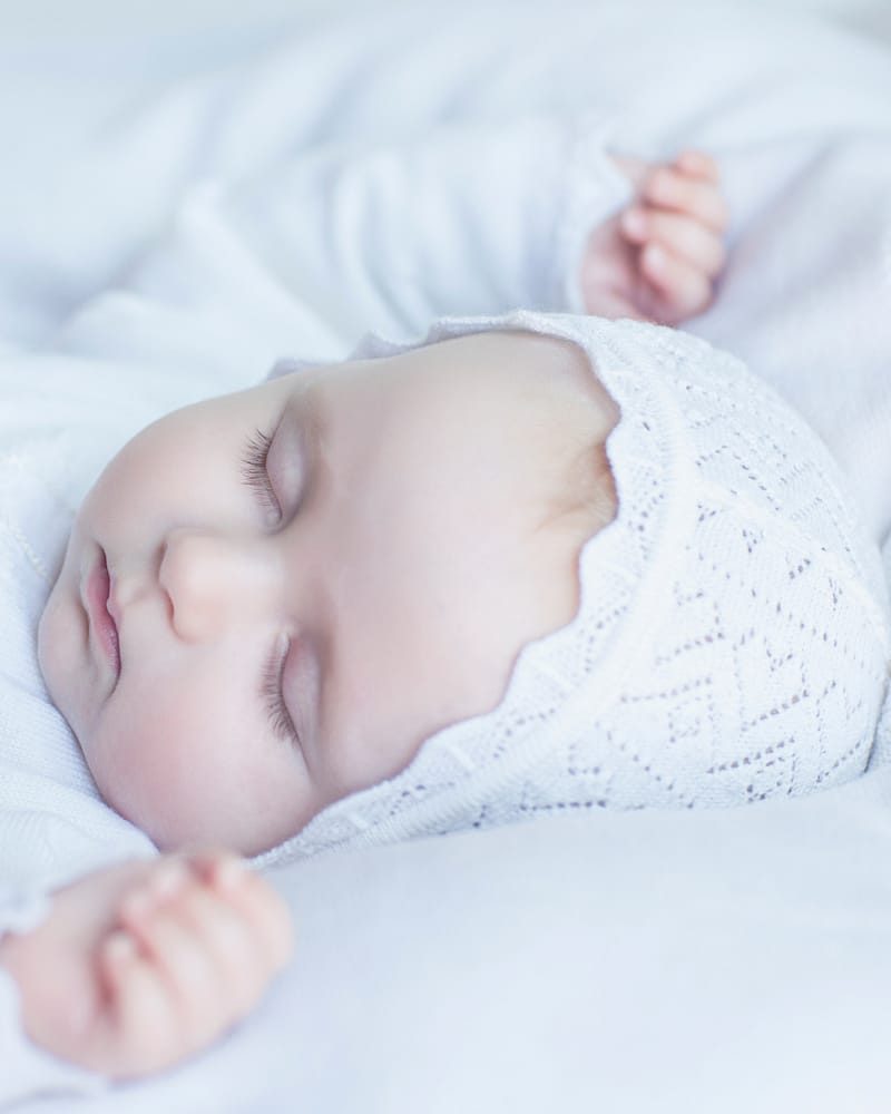 Babylue / Dåpslue - 100% Merino, m/ Mønster | Kyse