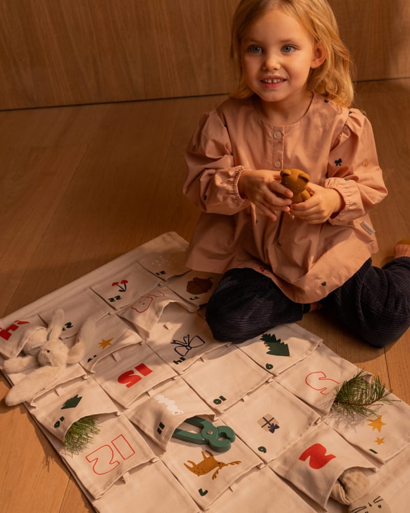 Pakkekalender Oppheng - Julekalender til 24 små pakker | Babbo