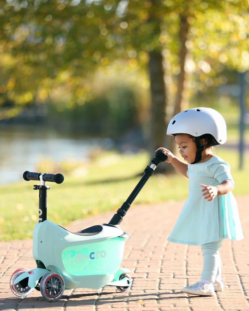 Sparkesykkel og Løpesykkel M/ Foreldrehåndtak - Micro Mini2go Deluxe Plus | 18m-5år