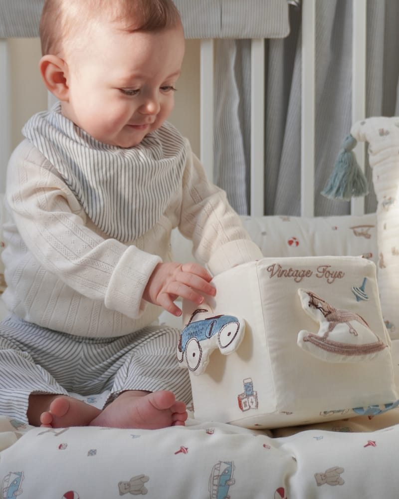 Activity Toy med Speil | Activity Cube - OCS Vintage Toys