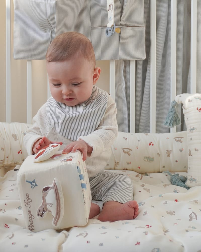 Activity Toy med Speil | Activity Cube - OCS Vintage Toys