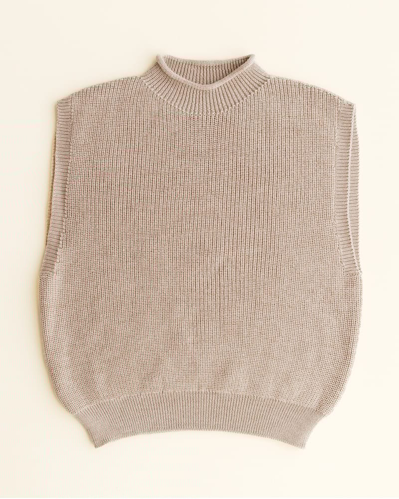 Ullvest Dame - Strikket 100% Merino, Ubehandlet ull | Helle Adult