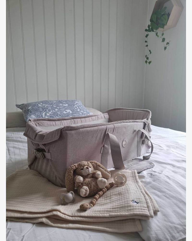 Babynest & Babylift - Multifunksjonelt Babyrede | Favn II Carrynest