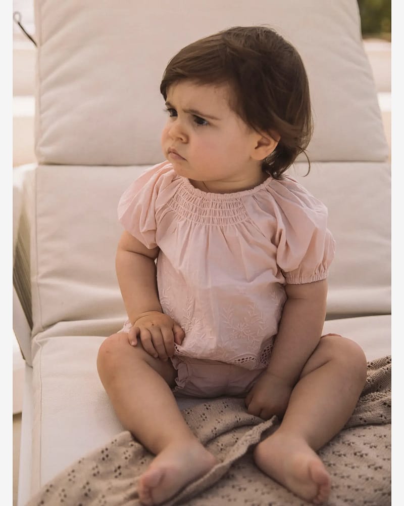 Bluse Baby m/ Broderi - 100% Øko Bomull | NBFDAYNA SS LOOSE SHIRT LIL