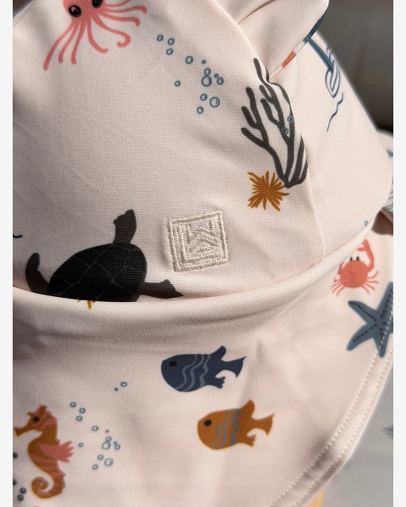 Solhatt UV 40+ - Badehatt m/ Nakkeskygge | Senia Sun Hat With Ears