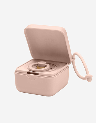 BIBS Smokkeboks - 2i1 Oppbevaring- & Steriliseringsboks til Mikro