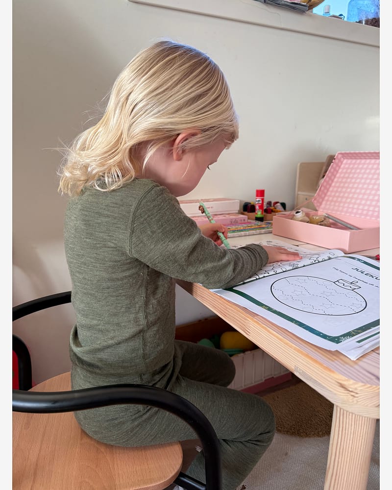 Ulltrøye - Tynn ullkvalitet - 100% Merino