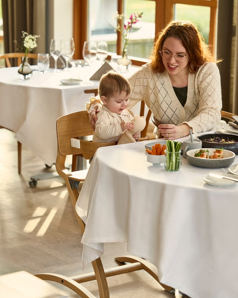 Leander Spisestol Louie - Justerbar | Eik, Natur, Natur