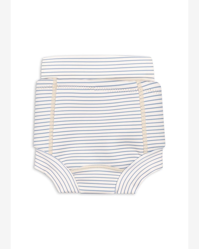 Badetruse Baby - Holder badepleien på plass | Bobbi Frill Swim Shorts