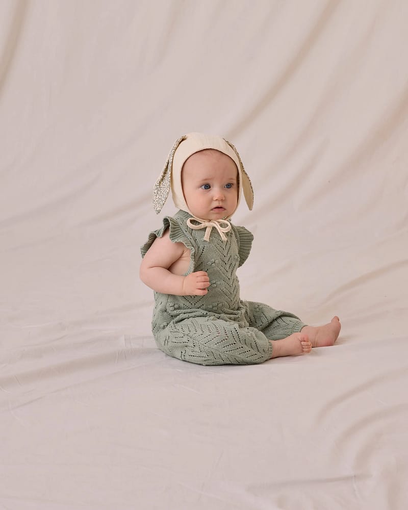Babylue med Ører - 100% Øko Bomull | Bunny Bonnet