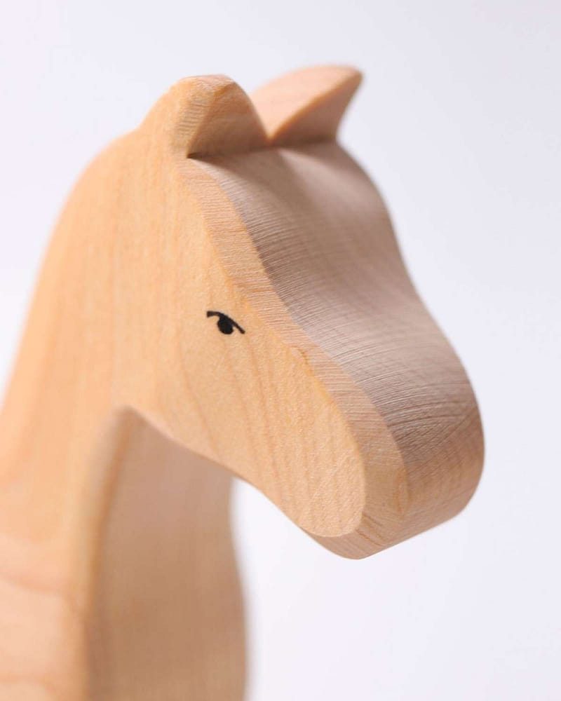 Draleke i Tre - Hest på hjul, 22 cm | Horse Holly