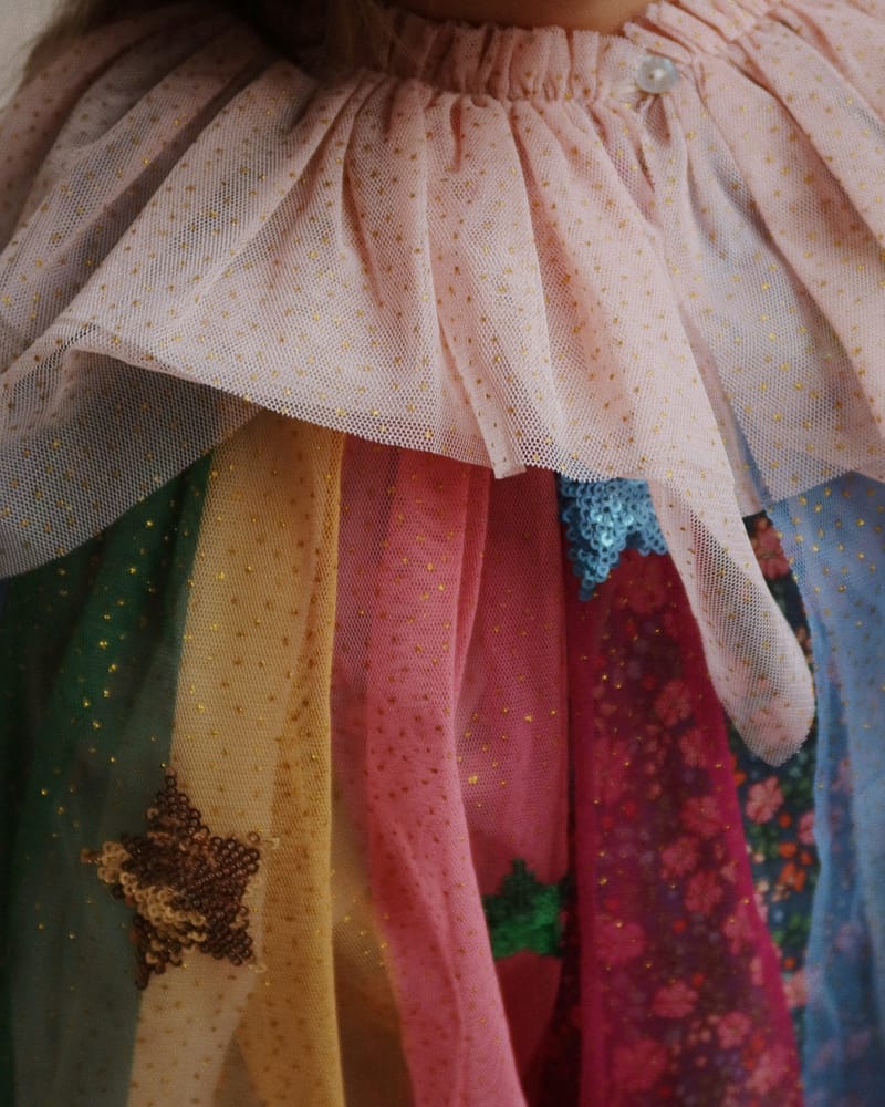 Kostyme m/ Glitter Paljetter - Kappe og Stav | Glitter Rainbow Costume