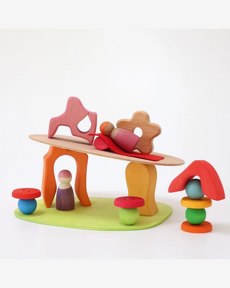 Småverden ved Engen - Byggesett i Tre 20stk | Small world play down by the meadow