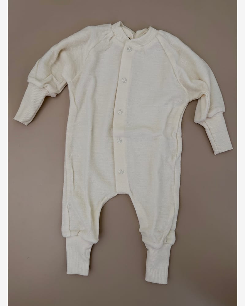 Pysjamas uten Føtter i ullfrotte - ubehandlet ull