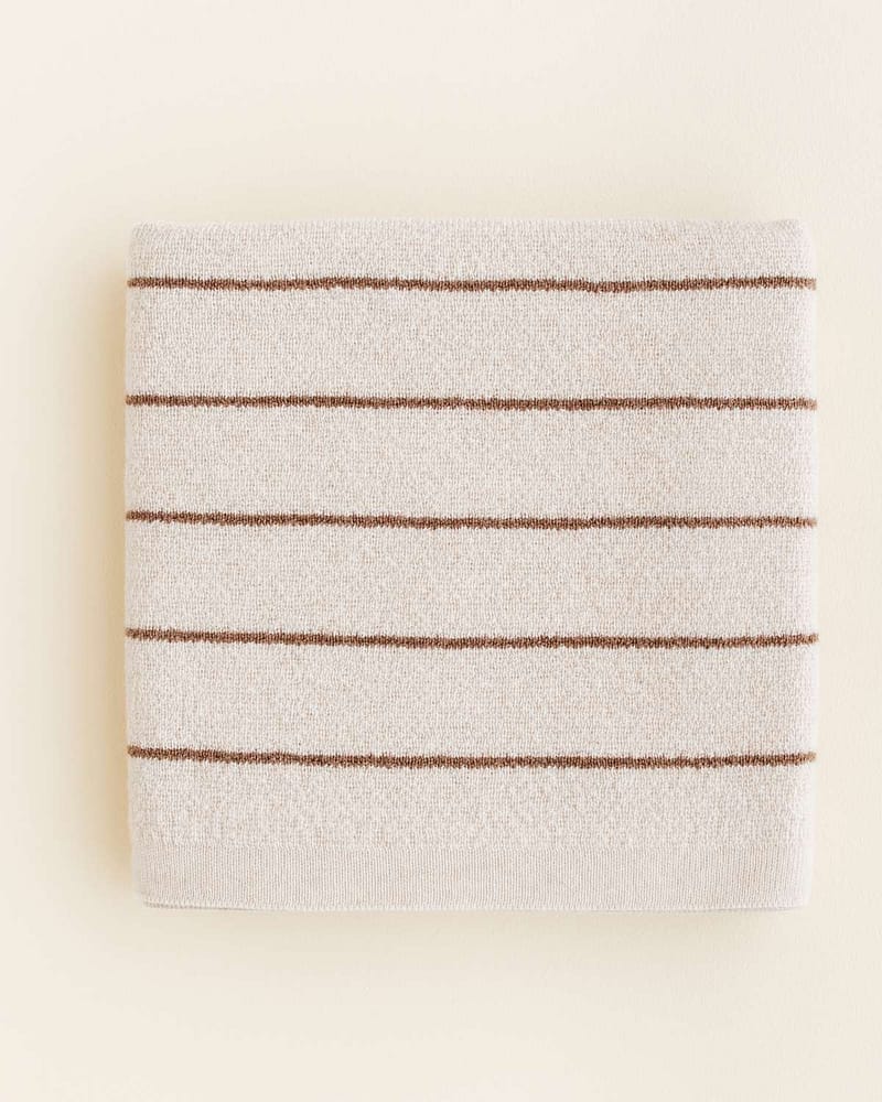Babyteppe Ull, Medium Tykt - 100% Merino, Ubehandlet Ull | Harry