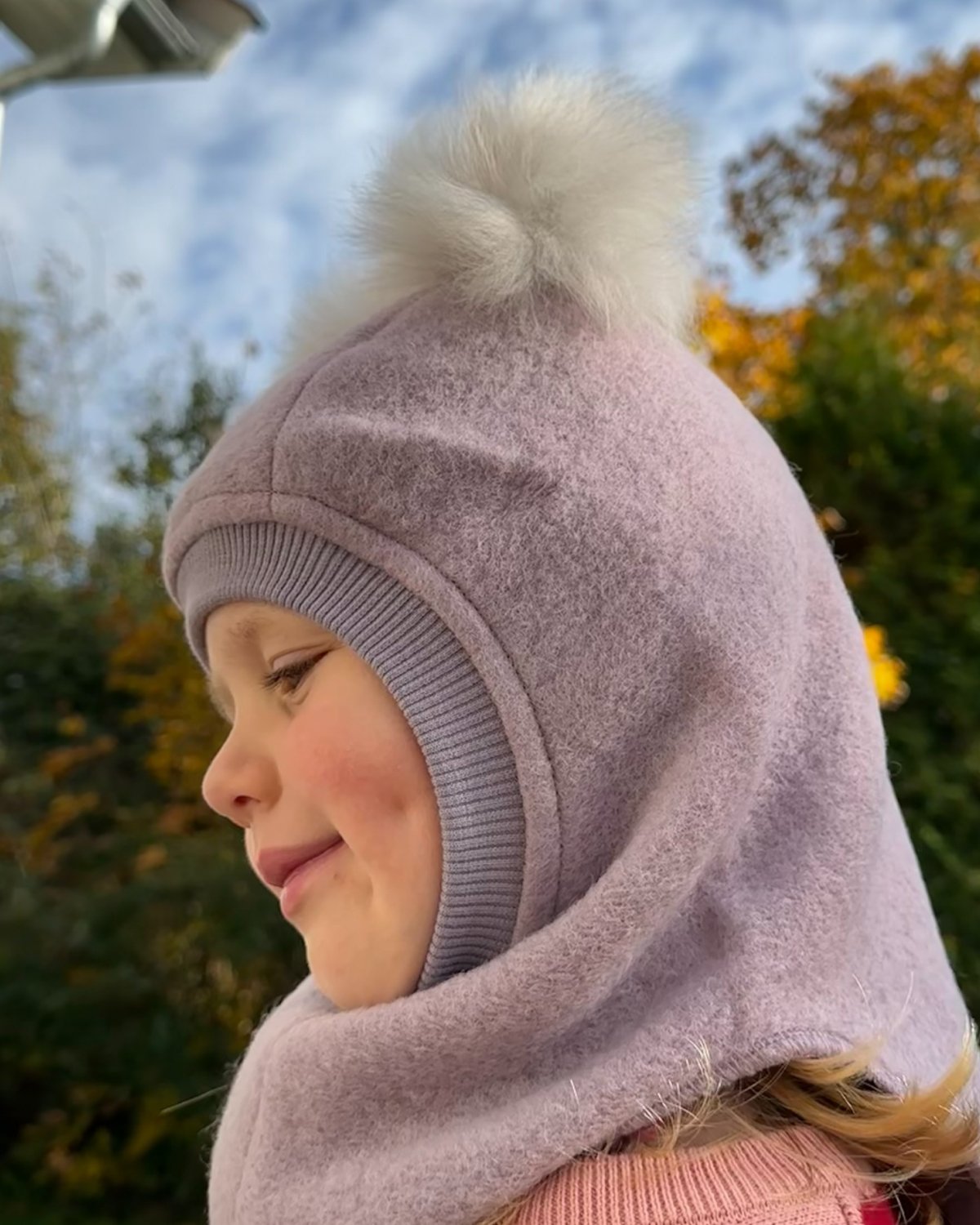 Balaclava Ull 2-Lags – Børstet Ullfleece | Alpaca Pompoms, Lilla