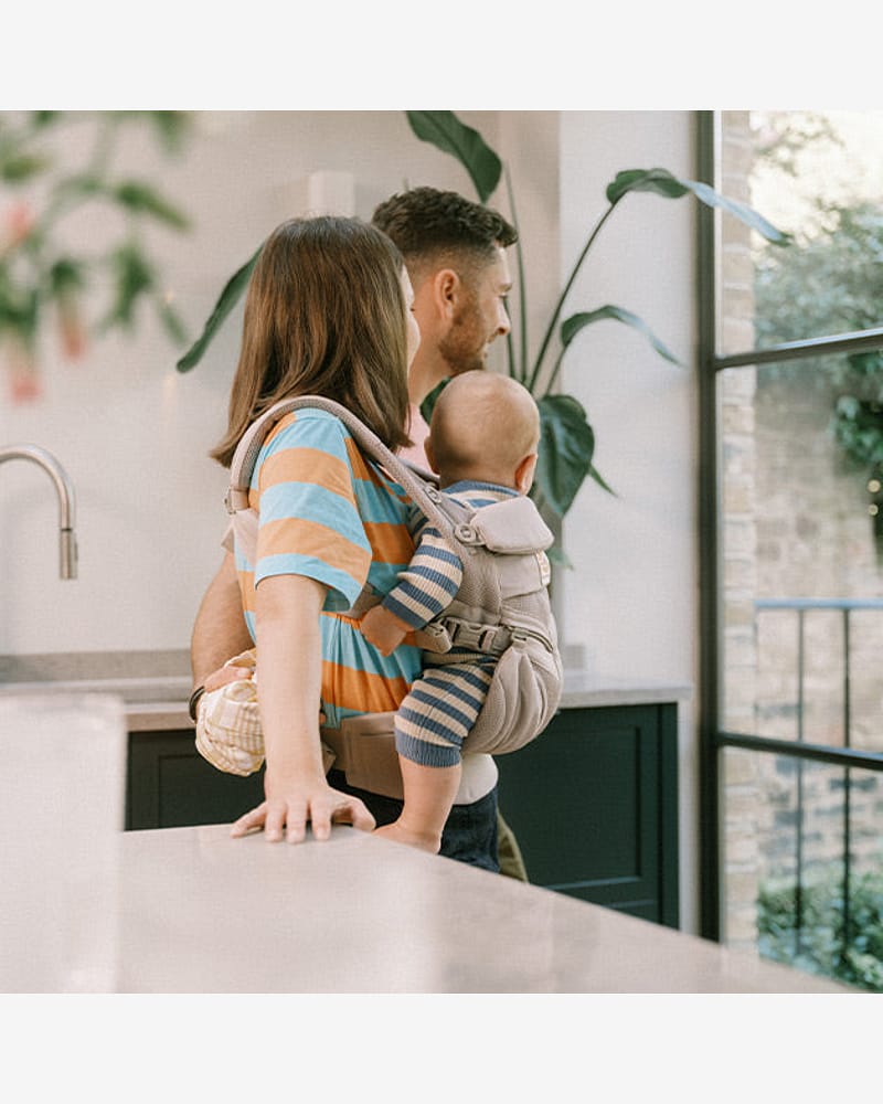 Bæresele Omni Classic - Best i Test 2026 | 0-4år - Front & Rygg