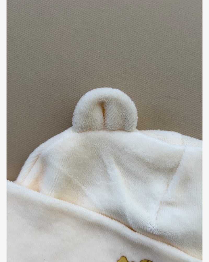 Babylue med ører - Økologisk Fløyel | Elu Beanie