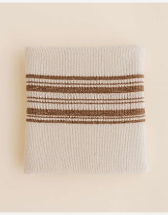 Off-white/Walnut