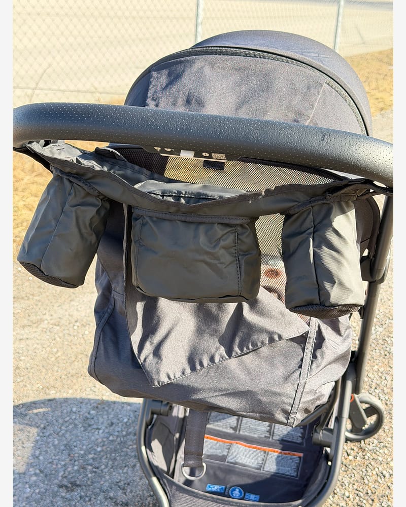 Koppholder til Barnevogn m/ Liten Lomme - Vannavvisende