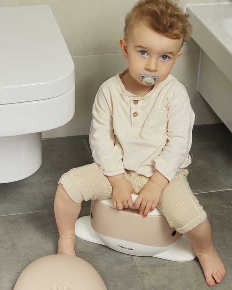 Pottestol Hval m/ Høy Ryggstøtte - Sklisikker og Enkel å Rengjøre