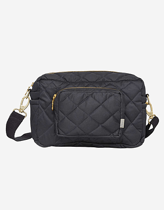 Svart - black