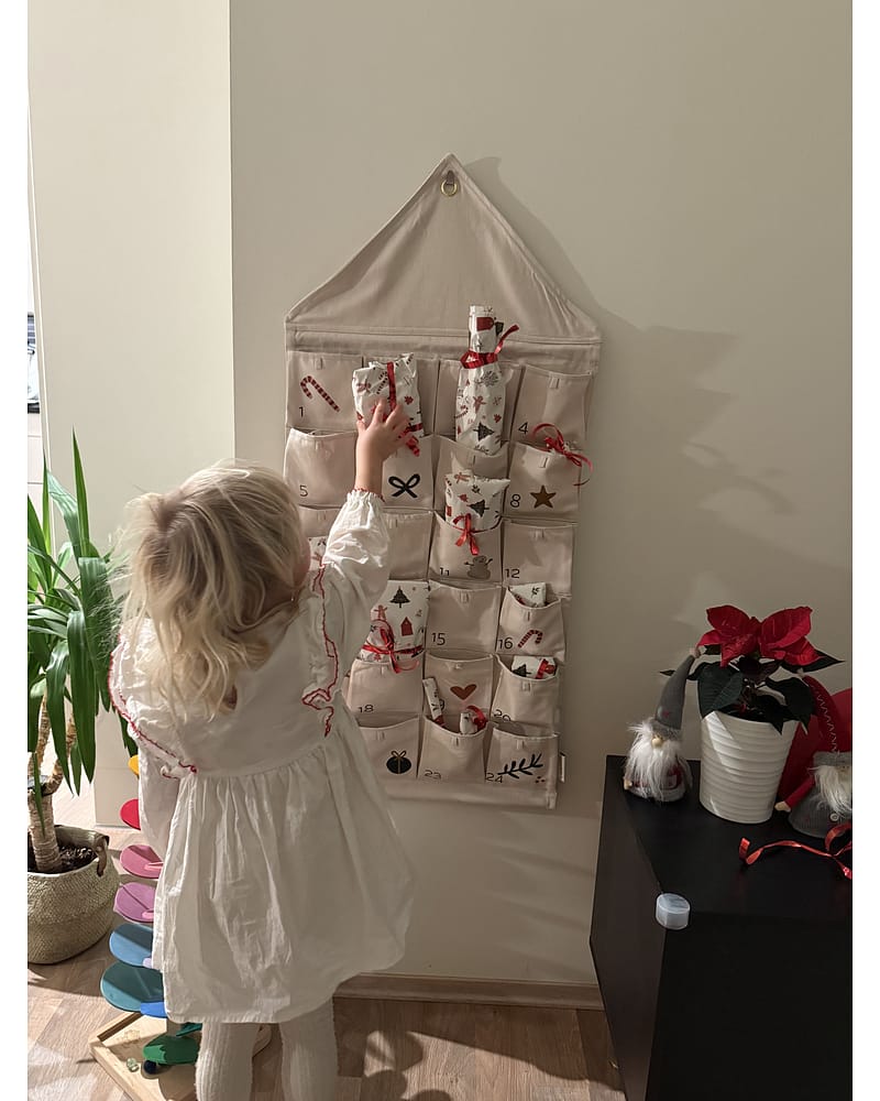 Pakkekalender Oppheng - Julekalender til 24 små pakker | Babbo