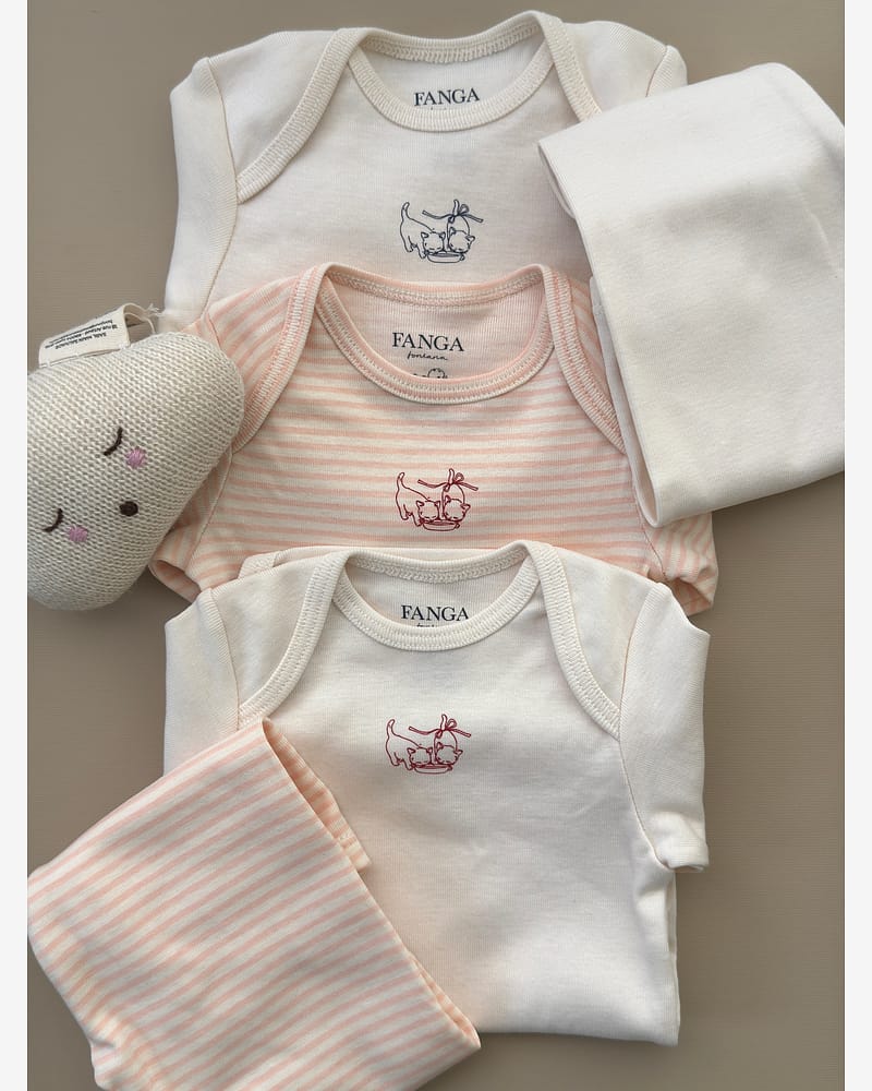 3pk. Body m/ Konvolutt Hals - 100% Øko Bomull | Fio Body - Gavepakke