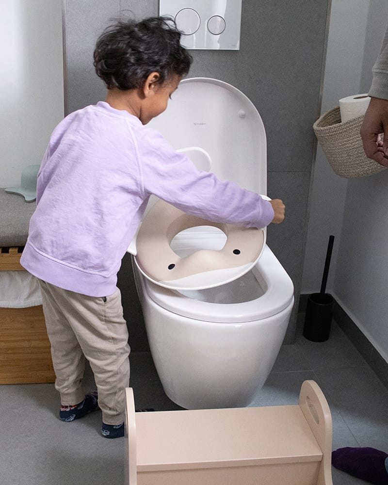 Toalettsete m/ Rygg- og Armstøtte - Komfortabel og Sklisikker