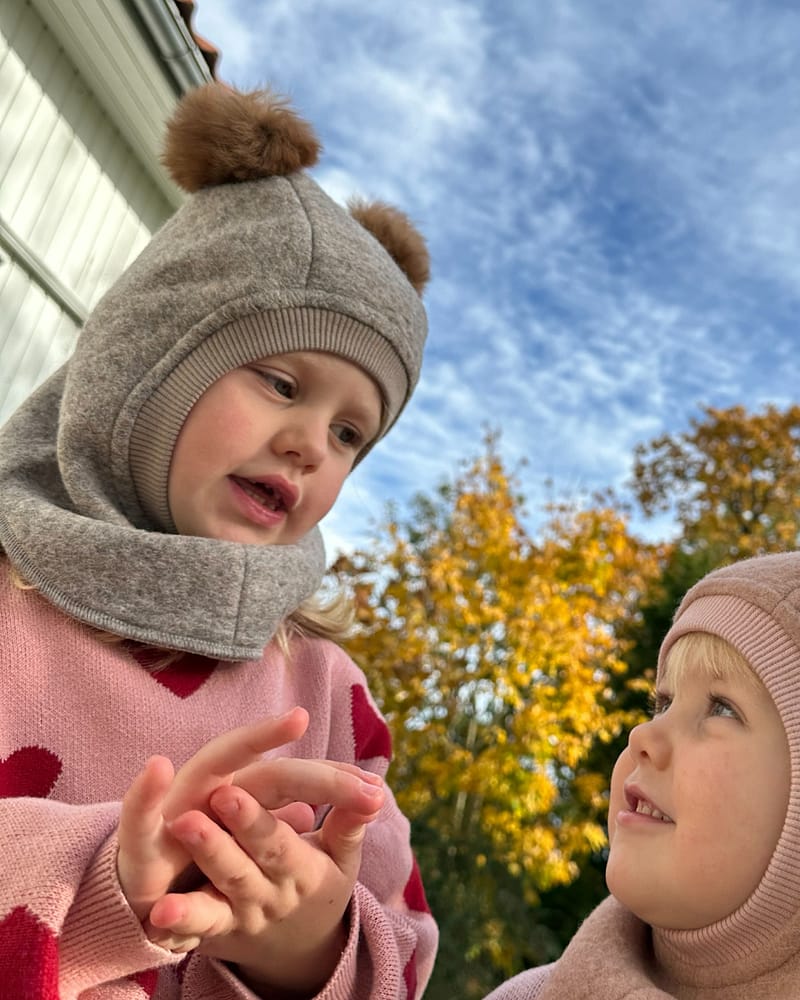 Balaclava Ull 2-Lags - Børstet Ullfleece | Alpaca Pompoms