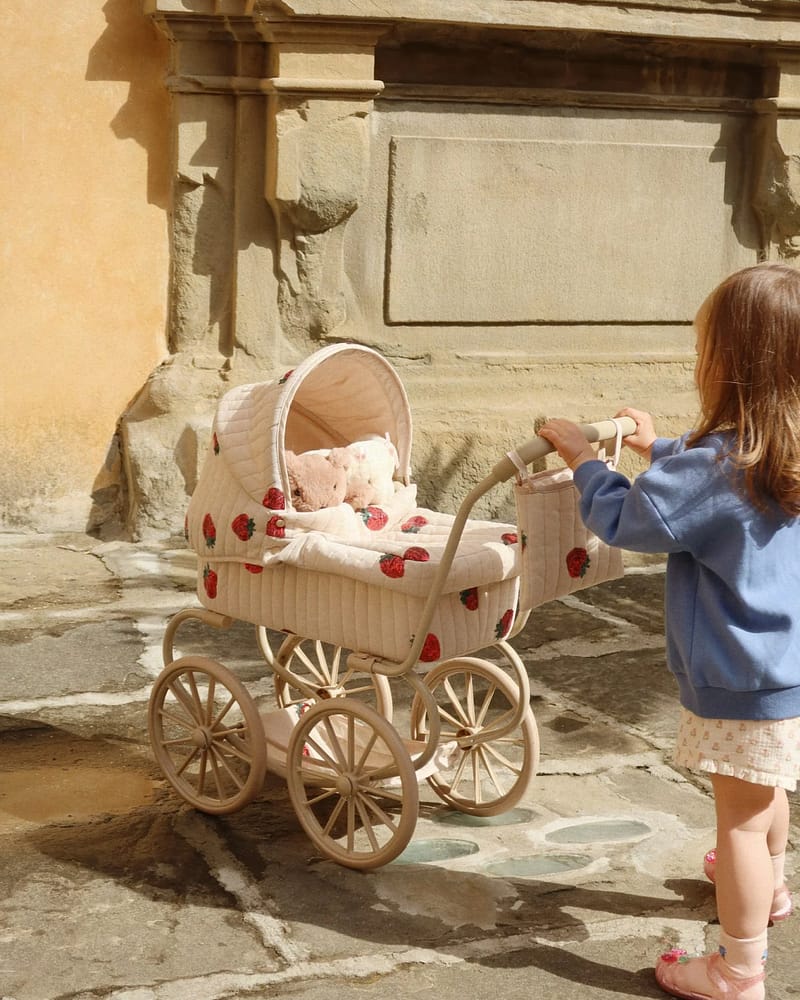 Dukkevogn m/ Vognbag & Glitrende Paljetter | Minnie Tulle Doll Pram
