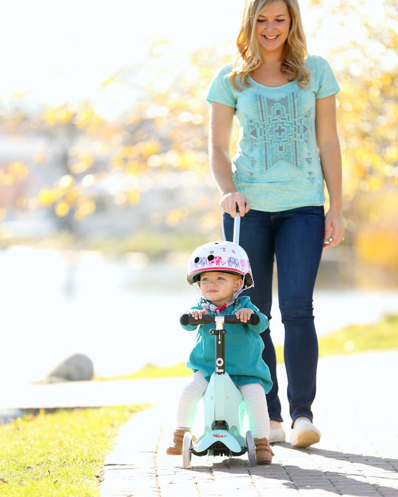 Sparkesykkel og Løpesykkel M/ Foreldrehåndtak - Micro Mini2go Deluxe Plus | 18m-5år