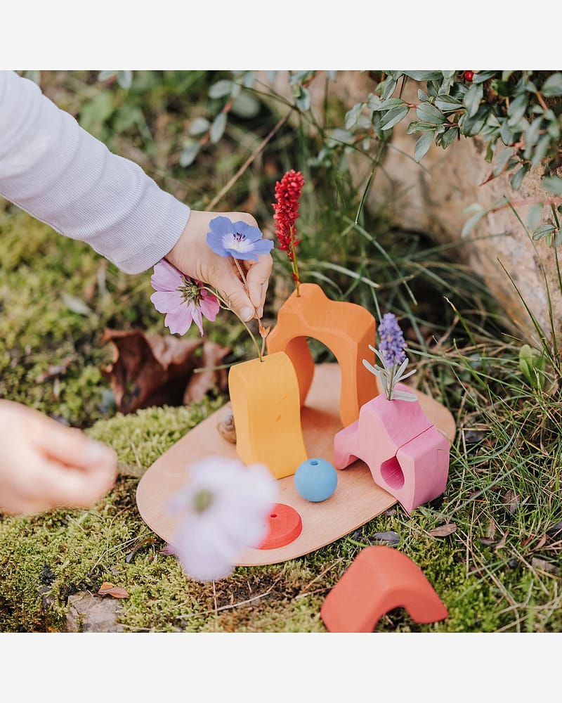 Småverden ved Engen - Byggesett i Tre 20stk | Small world play down by the meadow