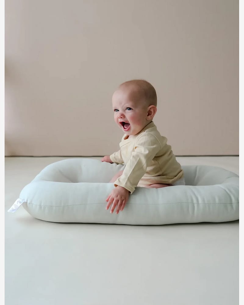 Babynest Snuggle Me Organic | Infant Lounger