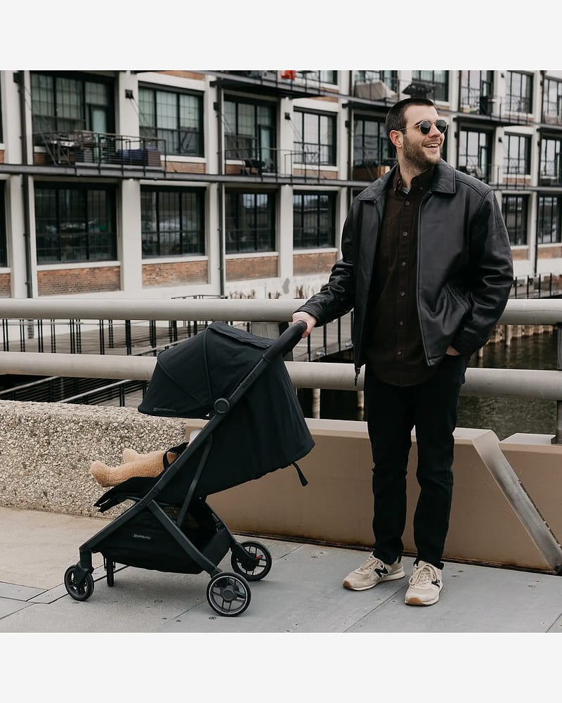 Minu V3 Reisevogn med Regntrekk | Fra Nyfødt til 22 kg/4 år