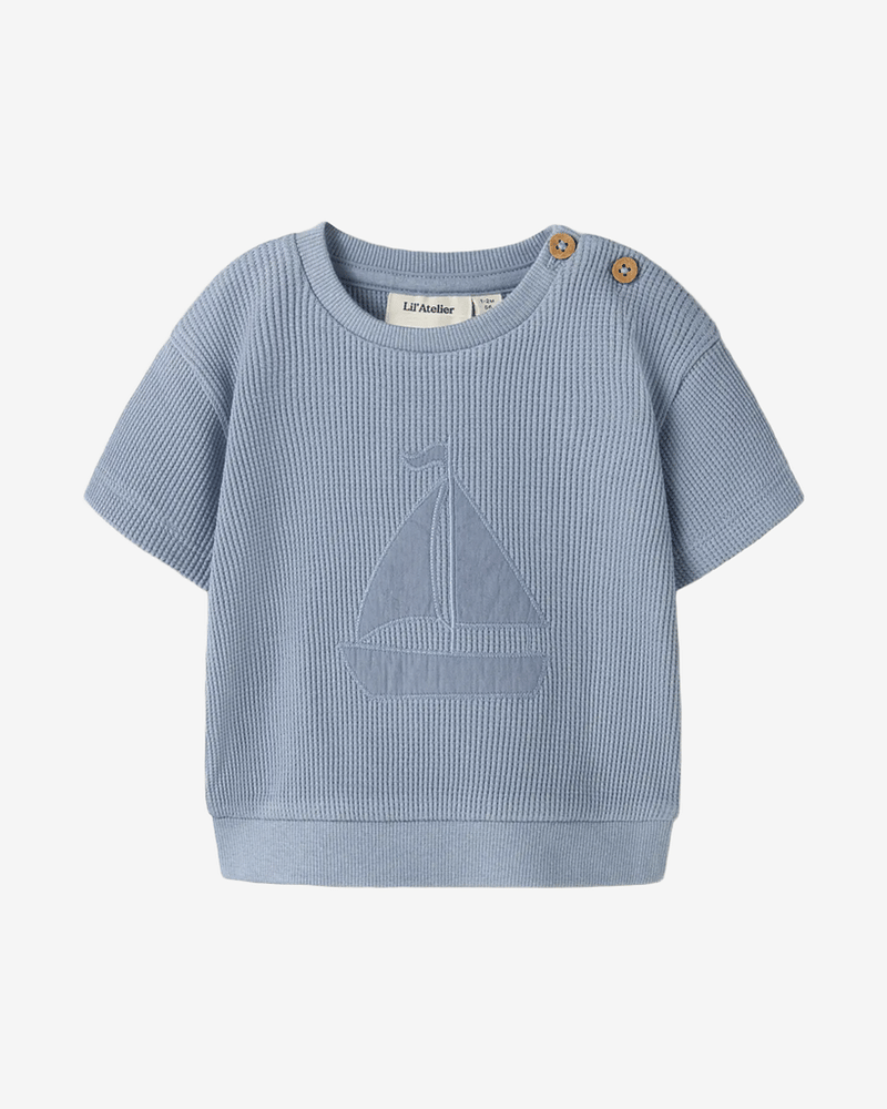 Topp Baby - Vaffelstruktur i Øko Bomull | NBMHARUN SS LOOSE SWEAT LIL