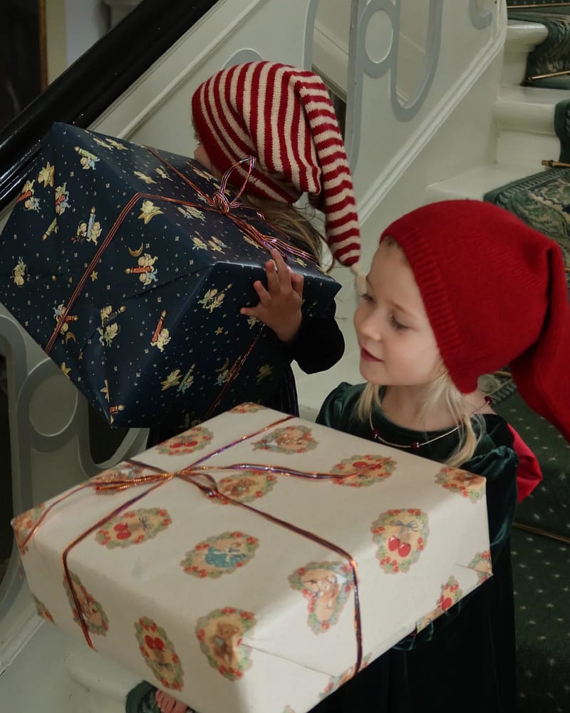 Nisselue Barn - Strikket, 60% Alpakkaull, 40% Nylon | Christmas Knit Hat