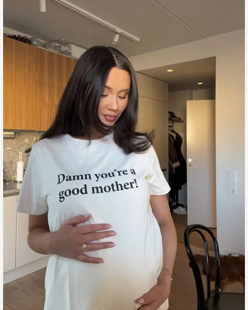 T-skjorte Mamma - Gravid- & Ammeklær | Woman to Woman T-shirt