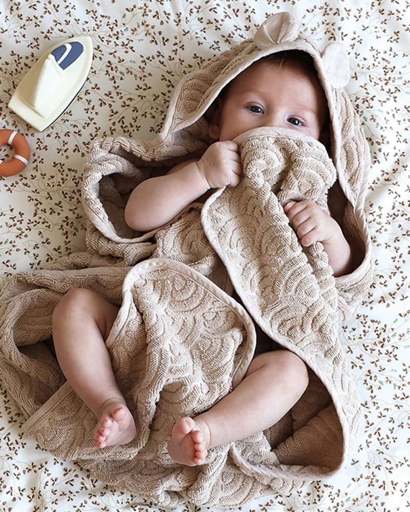 Badehåndkle Baby m/ Hette | 80x80 cm - 100% Øko Bomull