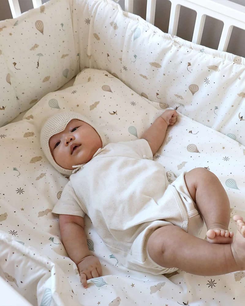 Sengekant Sprinkelseng 60×120 - Økologisk | Cot Bumper