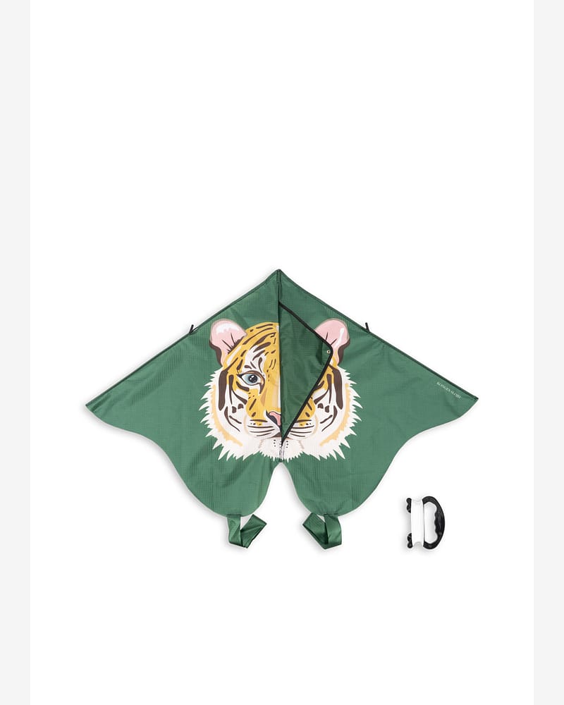 Flydrage for Barn 107x65 cm- Lang Snor & Praktisk Håndtak | Make me Fly Kite