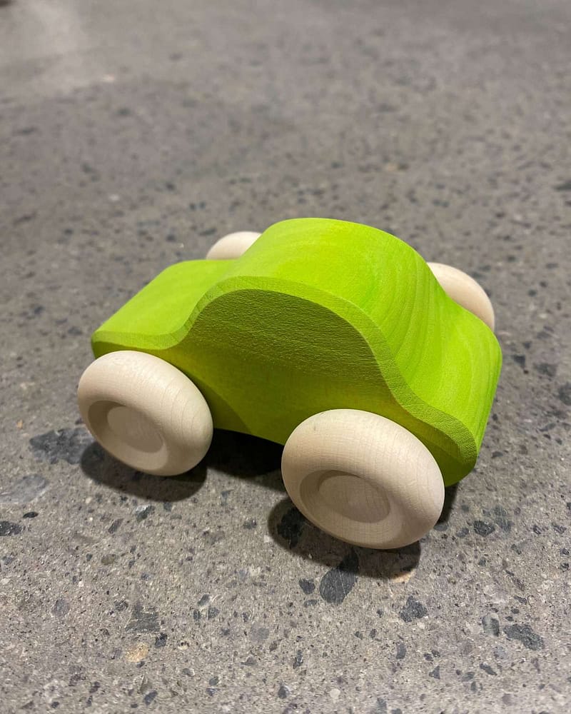 Lekebil i tre - Håndlaget Treleke - 10cm