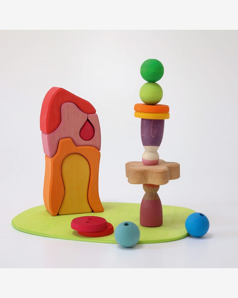 Småverden ved Engen - Byggesett i Tre 20stk | Small world play down by the meadow