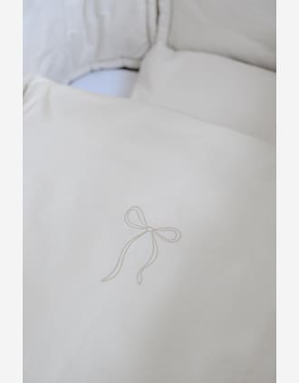Sengetøy Baby m/ Brodert Sløyfe 70×100 cm - 100% Øk. Bomull