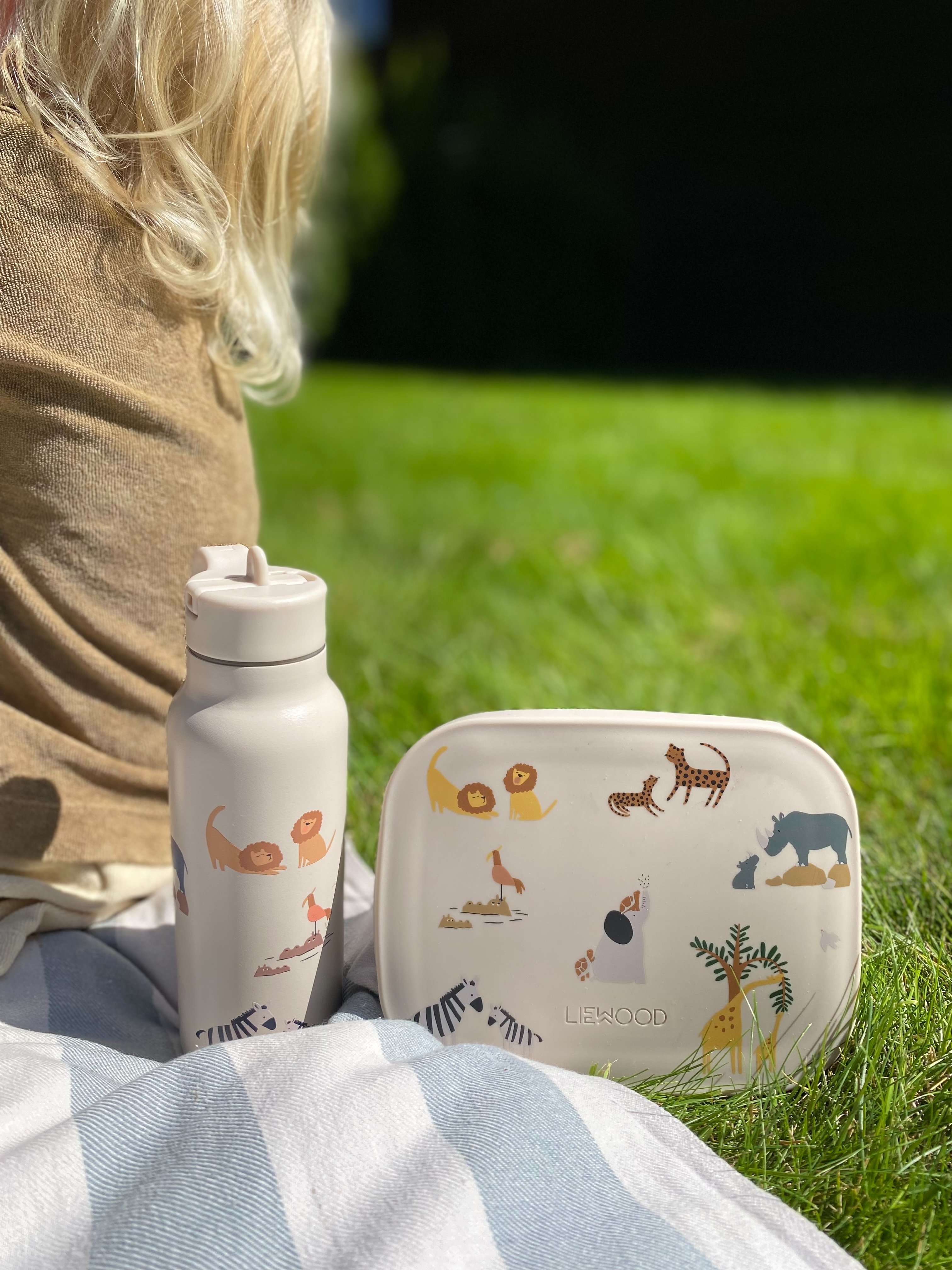 liten matboks med flere rom 900ml arthur
