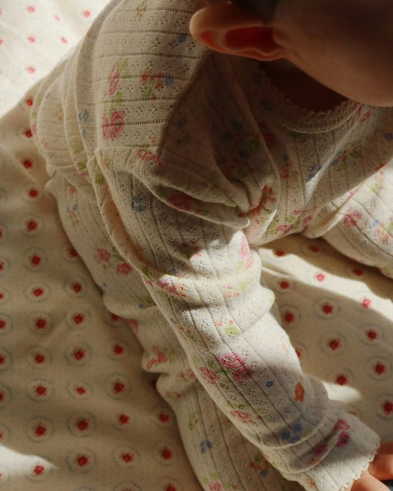 Heldress - 100% Øko Bomull, Pointelle | Minnie Onesie GOTS