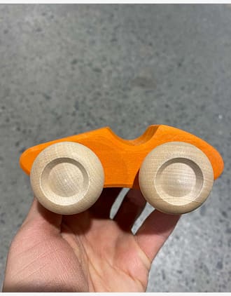 Lekebil i tre - Håndlaget Treleke - 10cm
