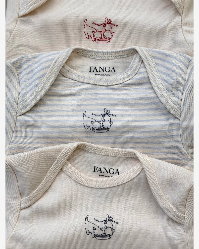 3pk. Body m/ Konvolutt Hals - 100% Øko Bomull | Fio Body - Gavepakke